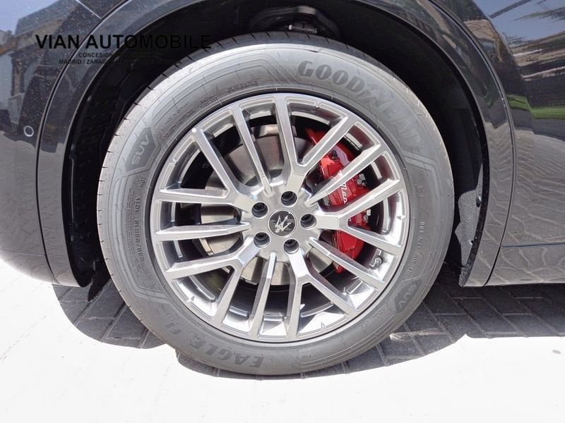 Maserati Grecale L4 MHEV 300cv AWD GT