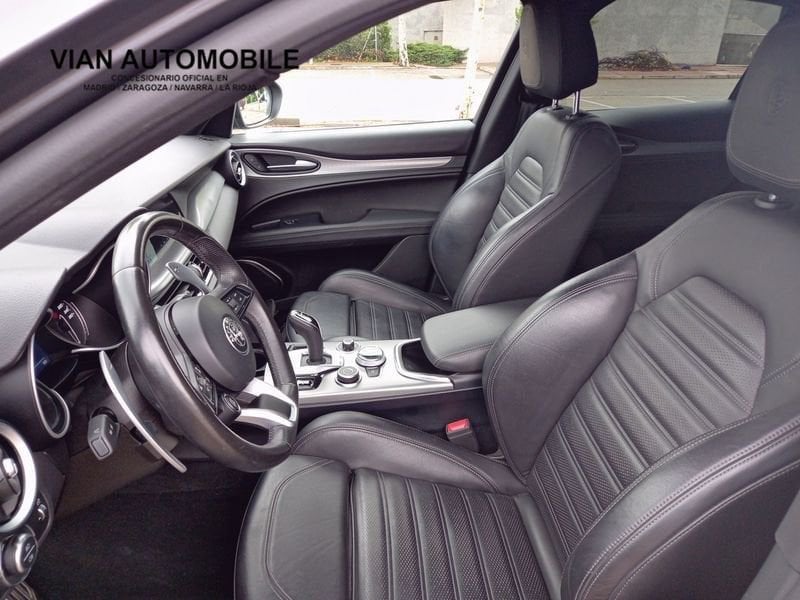 Alfa Romeo Stelvio 2.2 Diésel 210cv Veloce Q4