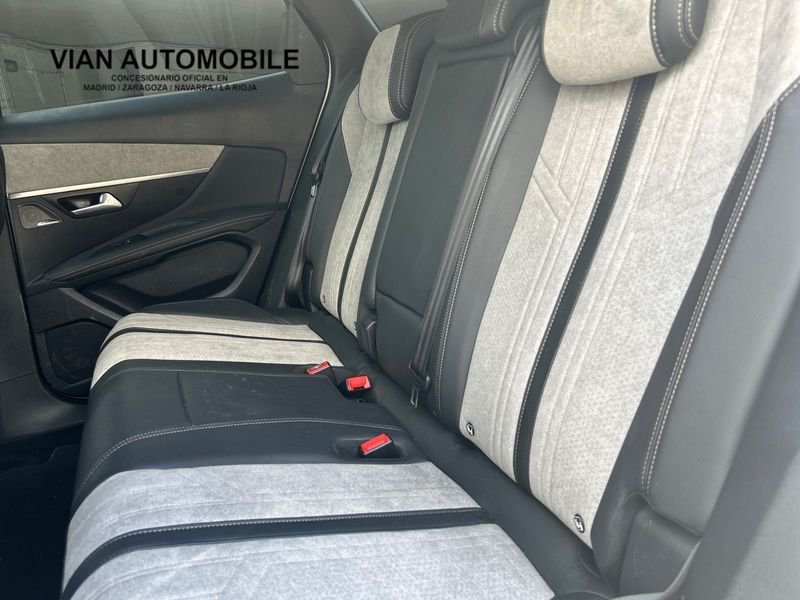 Peugeot 3008 1.6 Hybrid 300cv e-EAT8 GT
