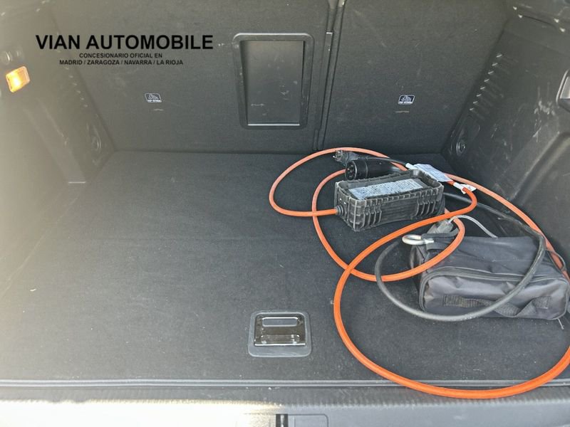 Peugeot 3008 1.6 Hybrid 300cv e-EAT8 GT