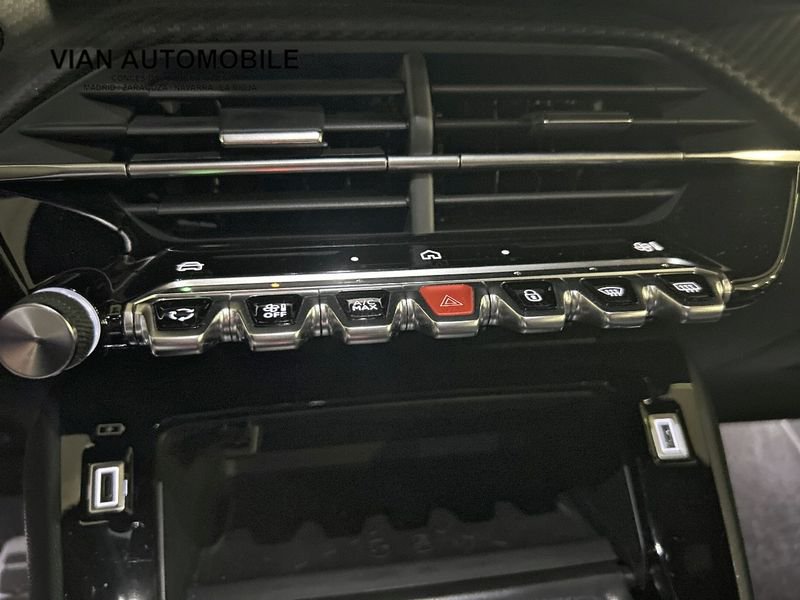 Peugeot 208 1.2 PureTech 100cv EAT8 GT Line