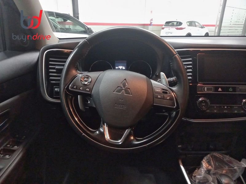 Mitsubishi Outlander 200 MPI CVT 2WD Motion