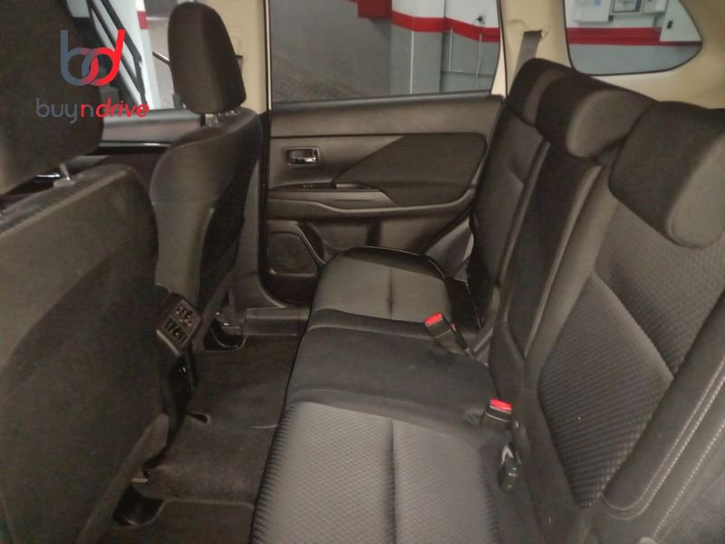 Mitsubishi Outlander 200 MPI CVT 2WD Motion