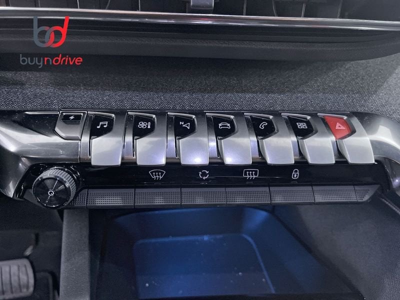 Peugeot 3008 225 e-EAT8 Allure Pack