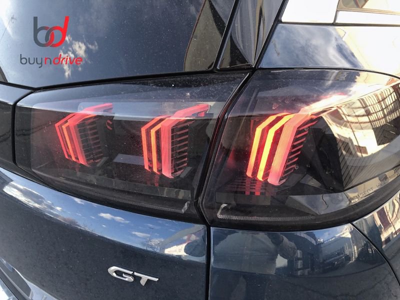 Peugeot 5008 1.2 PureTech 130cv S&S EAT8 GT