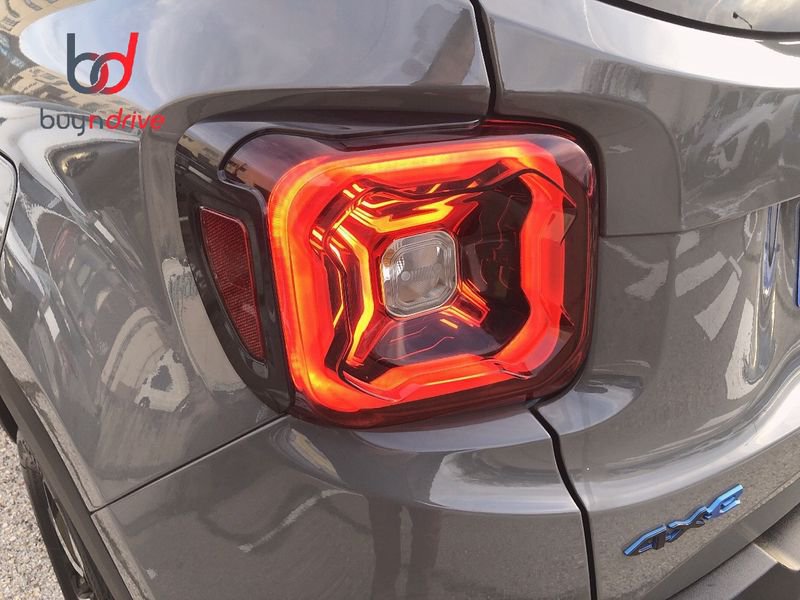 Jeep Renegade 4xe 1.3 PHEV 240cv AT AWD Trailhawk