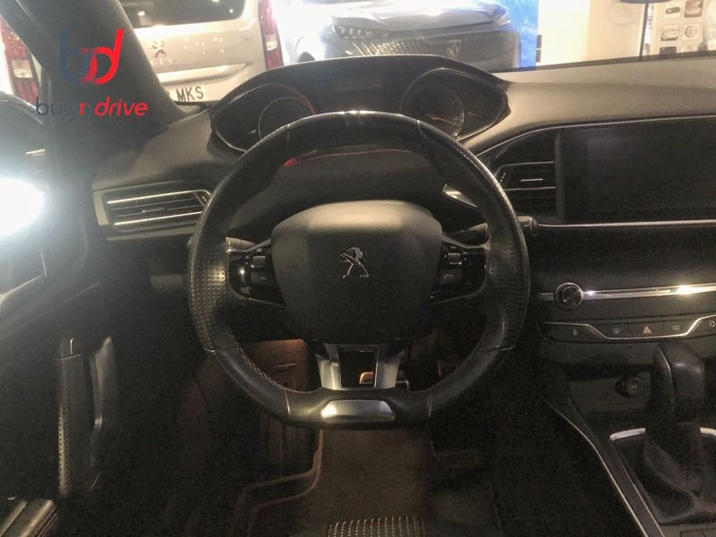 Peugeot 308 1.2 PureTech 130cv GT Line