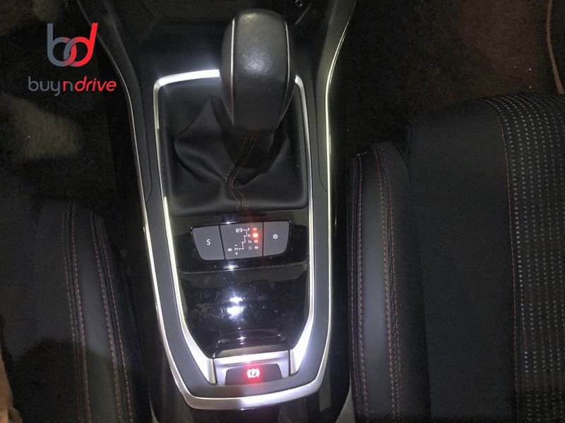 Peugeot 308 1.2 PureTech 130cv GT Line