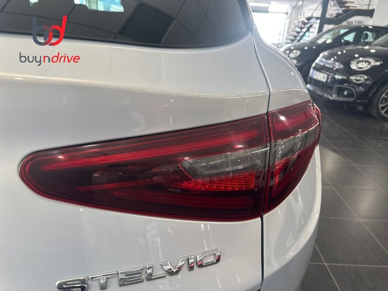 Alfa Romeo Stelvio 2.2 Diesel 160cv RWD Sprint