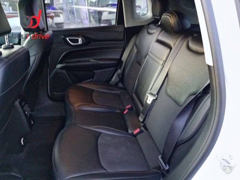 Jeep Compass 4xe 1.3 PHEV 240cv AT AWD Trailhawk