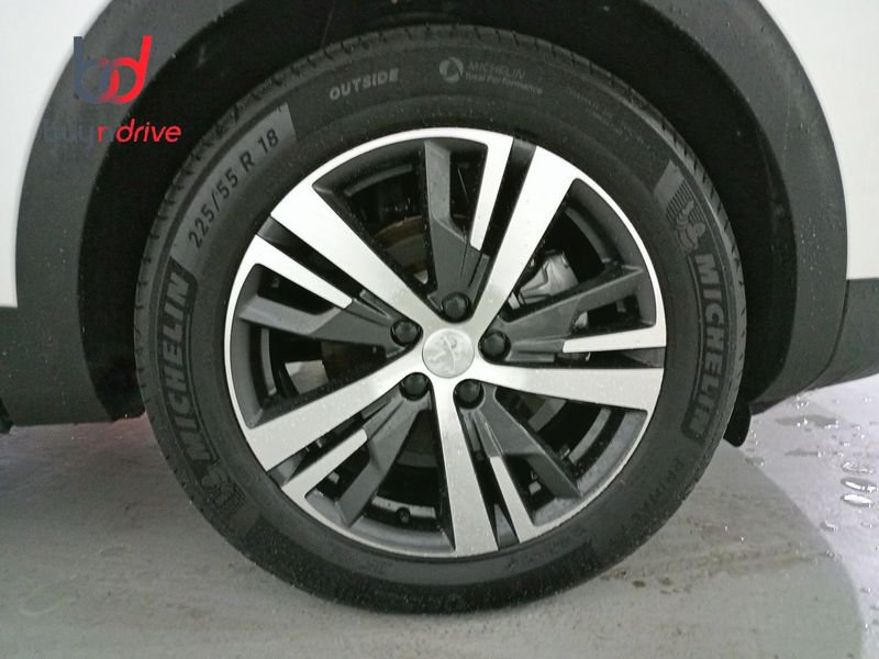 Peugeot 3008 1.2 PureTech 130cv S&S EAT8 Allure Pack