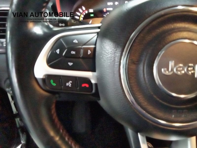 Jeep Compass 4xe 1.3 PHEV 240cv AT AWD Trailhawk