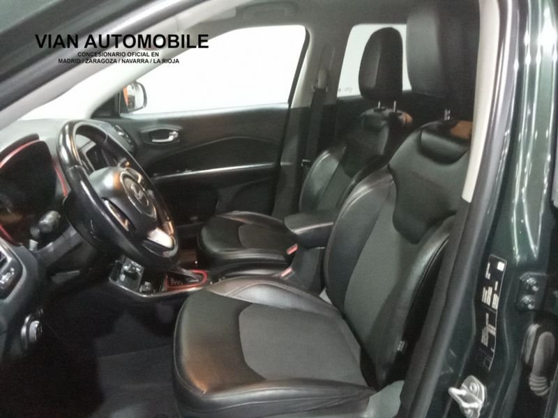 Jeep Compass 4xe 1.3 PHEV 240cv AT AWD Trailhawk