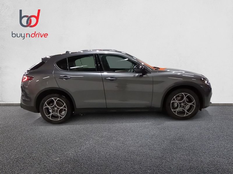 Alfa Romeo Stelvio 2.2 160cv RWD Sprint