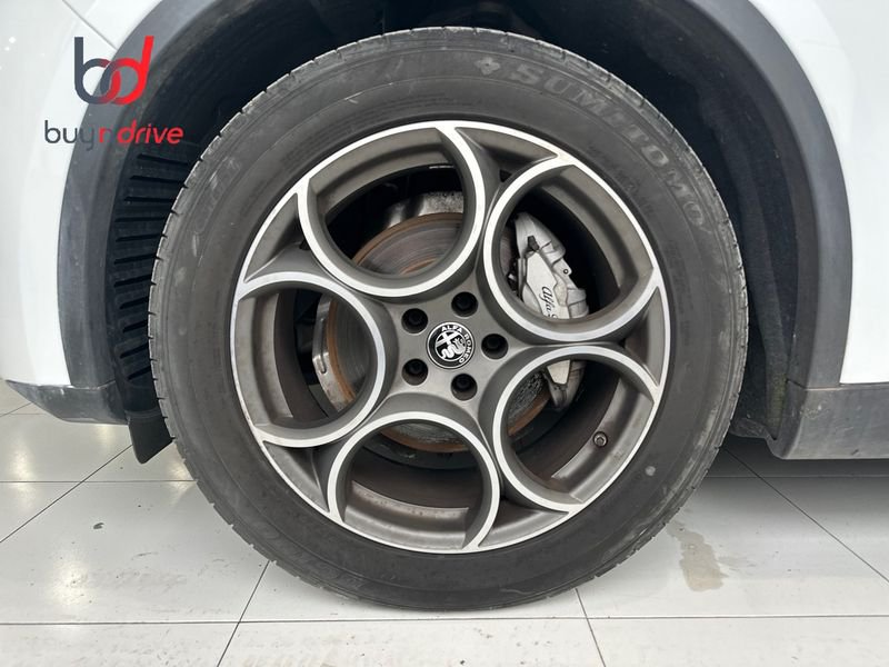Alfa Romeo Stelvio 2.2 190cv RWD Sprint
