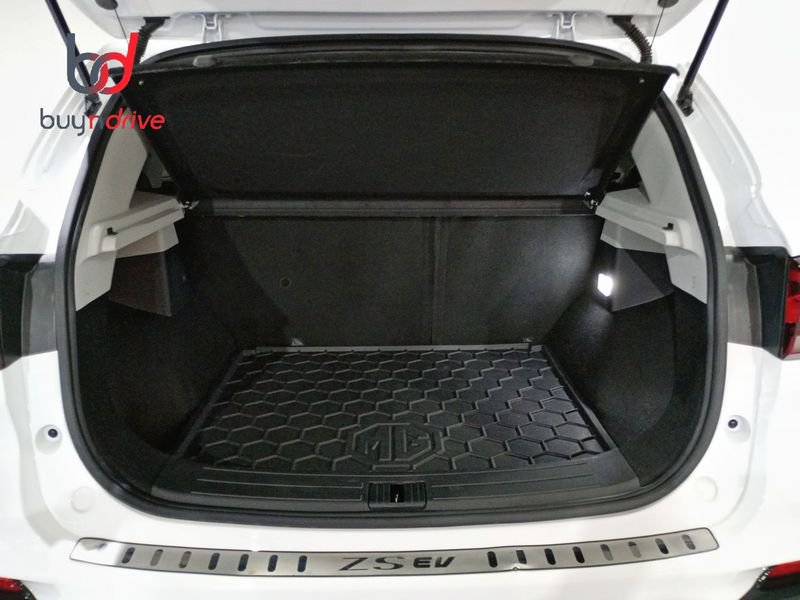 MG ZS EV Luxury Long Range OBC 6,6KW