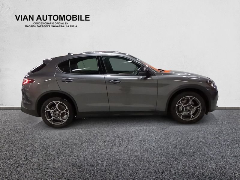 Alfa Romeo Stelvio 2.2 Diesel 160cv RWD Super
