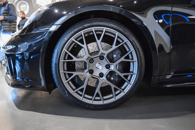 Porsche 911 992.2 Carrera