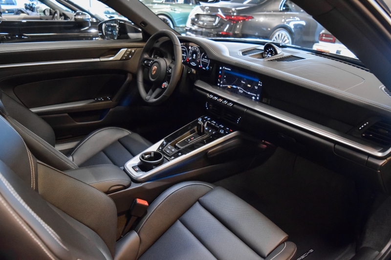Porsche 911 992.2 Carrera