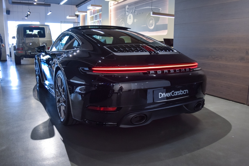 Porsche 911 992.2 Carrera