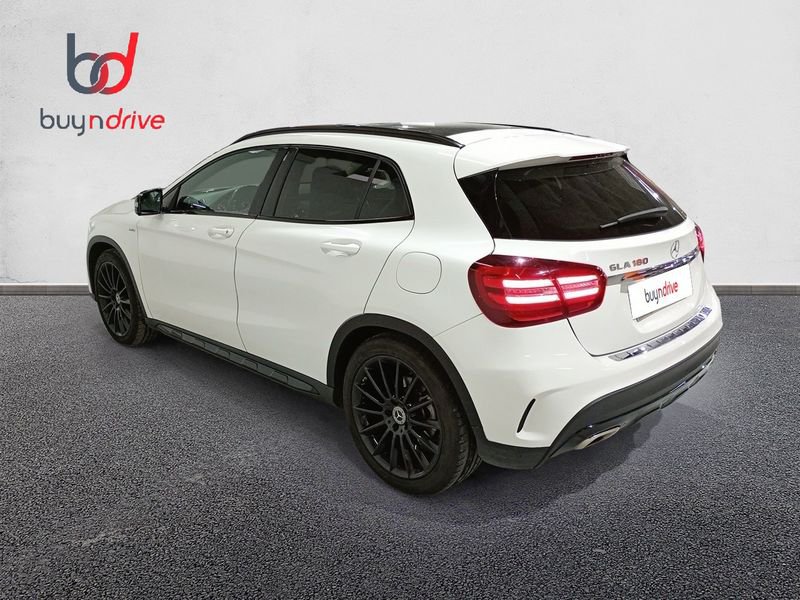 Mercedes-Benz GLA 180