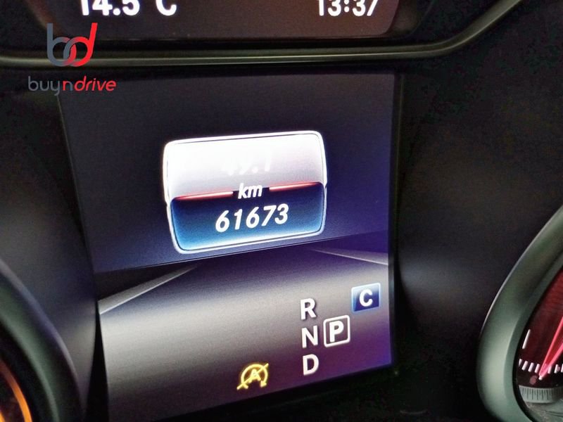 Mercedes-Benz GLA 180