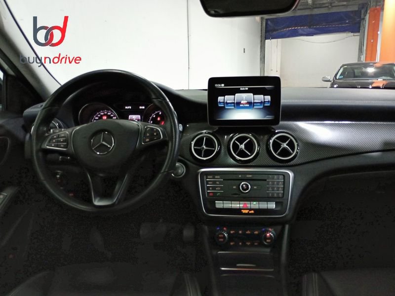 Mercedes-Benz GLA 180