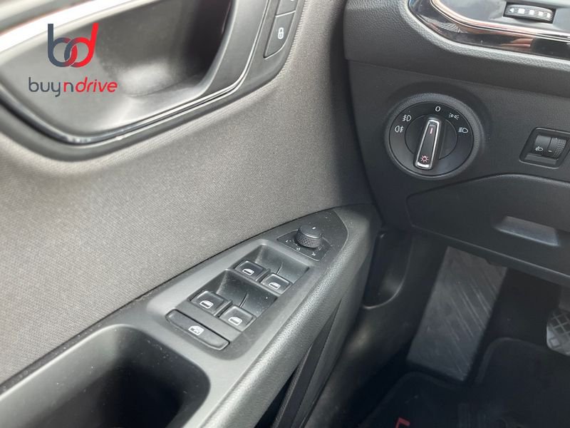 SEAT León 1.6 TDI 105cv E-Ecomotive Style