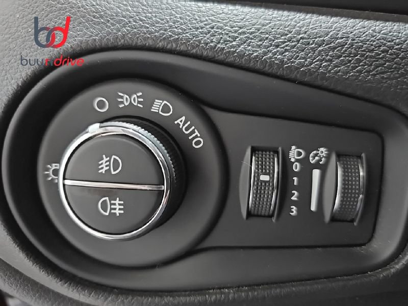 Jeep Renegade 4xe 1.3 PHEV 240cv AT AWD Trailhawk
