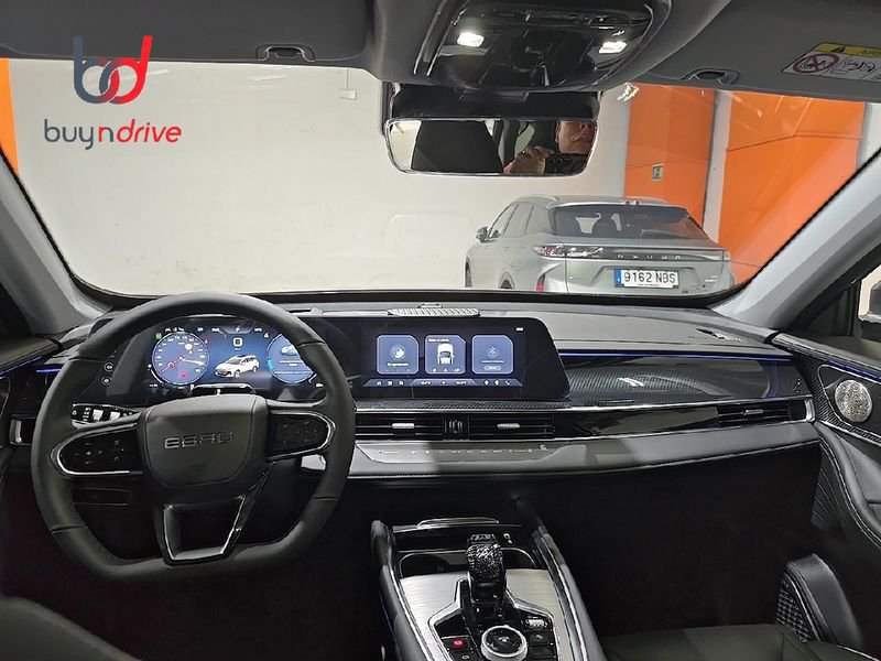 EBRO s700 1.6 TGDI Luxury 7 DCT