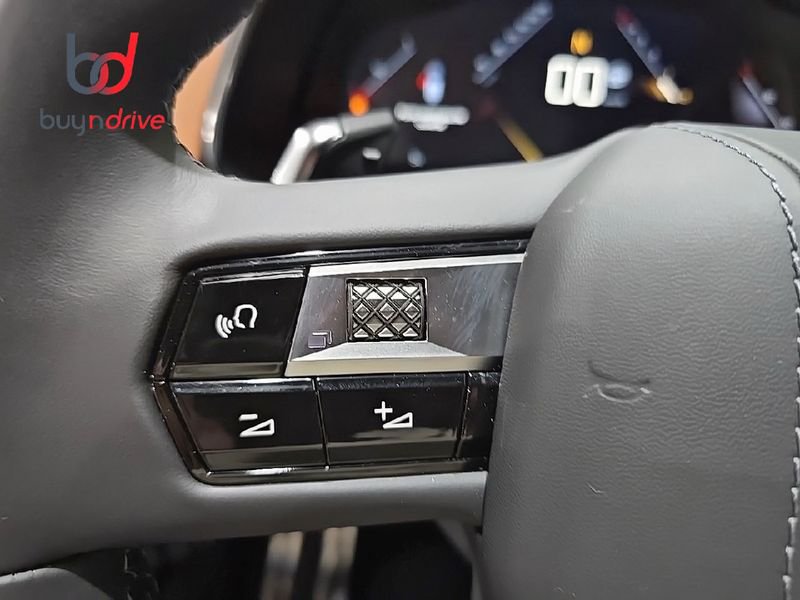 DS DS 7 BlueHDi 130cv Automático Rivoli