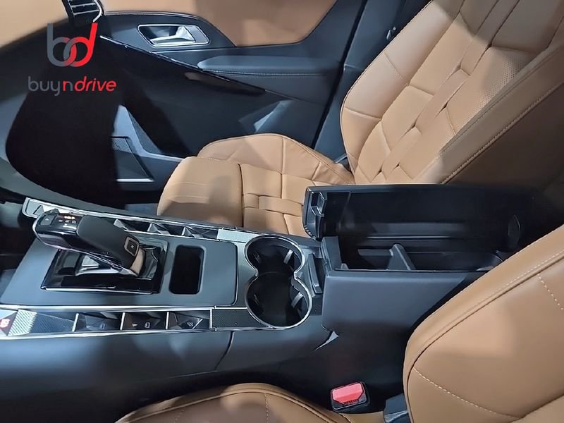 DS DS 7 BlueHDi 130cv Automático Rivoli