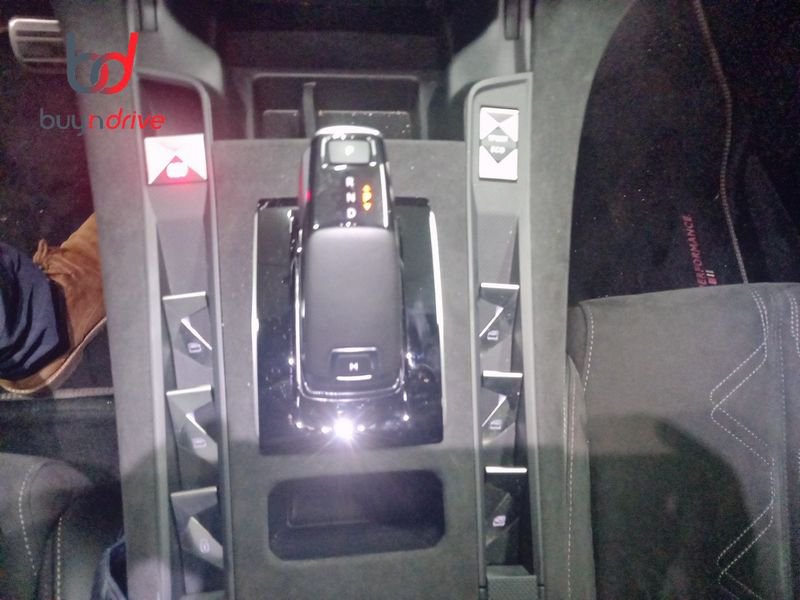 DS DS7 Crossback 1.5 BlueHDi 130cv Auto Performance Line