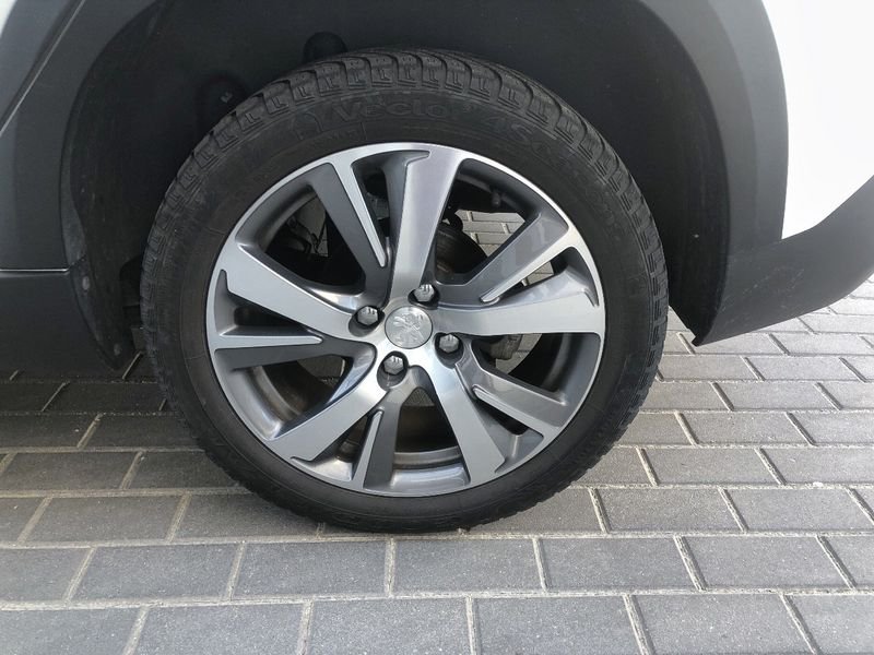 Peugeot 2008 1.2 PureTech 130cv S&S Crossway