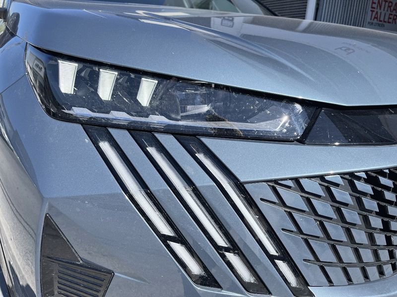 Peugeot e-5008 Eléctrico 157kW GT