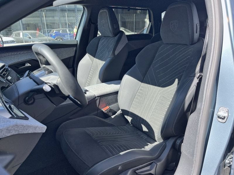 Peugeot e-5008 Eléctrico 157kW GT