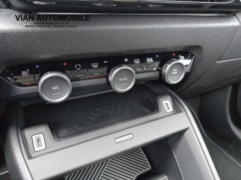 Citroën ë-C4 X 100kW 50KWh Shine