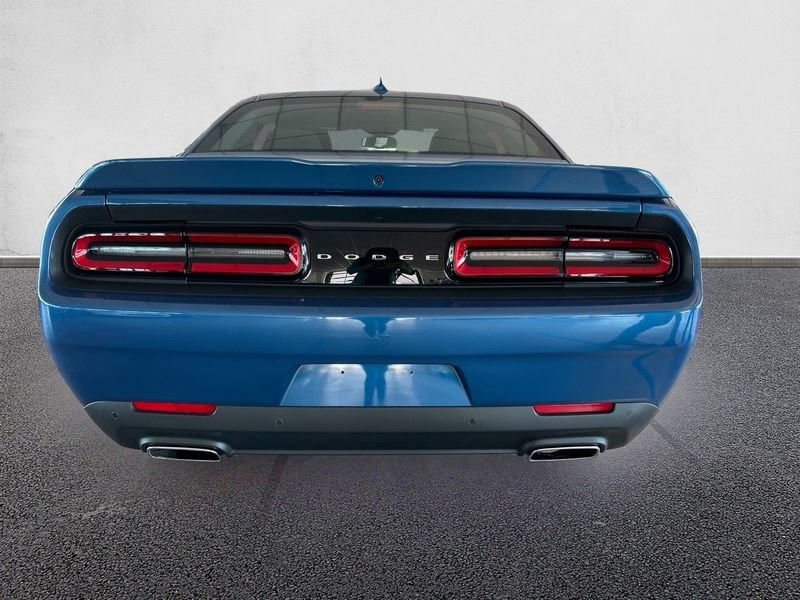 Dodge Challenger SXT