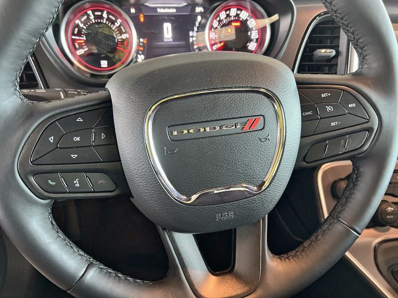 Dodge Challenger SXT