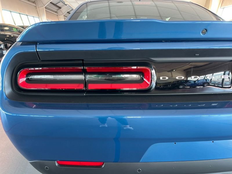 Dodge Challenger SXT