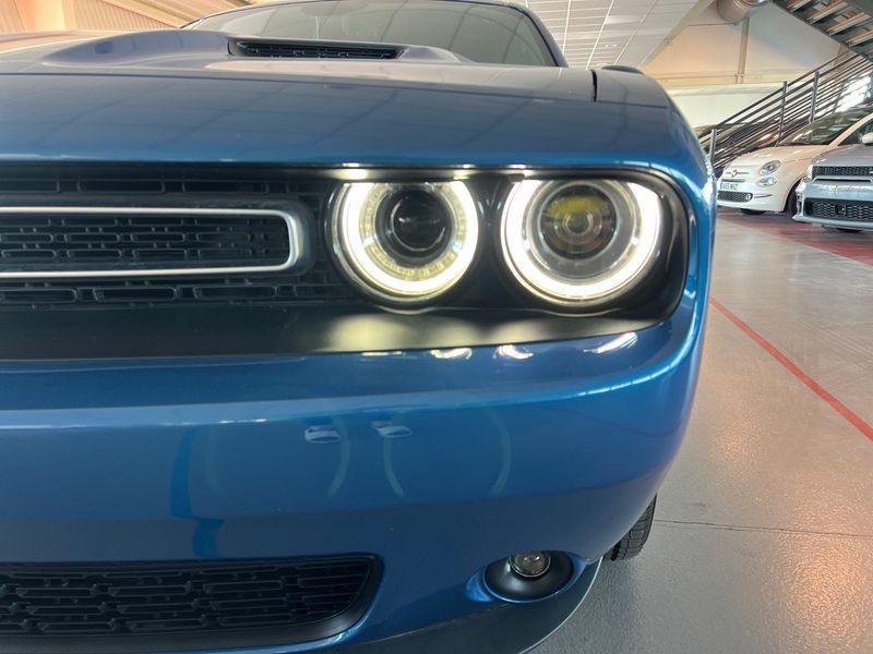 Dodge Challenger SXT