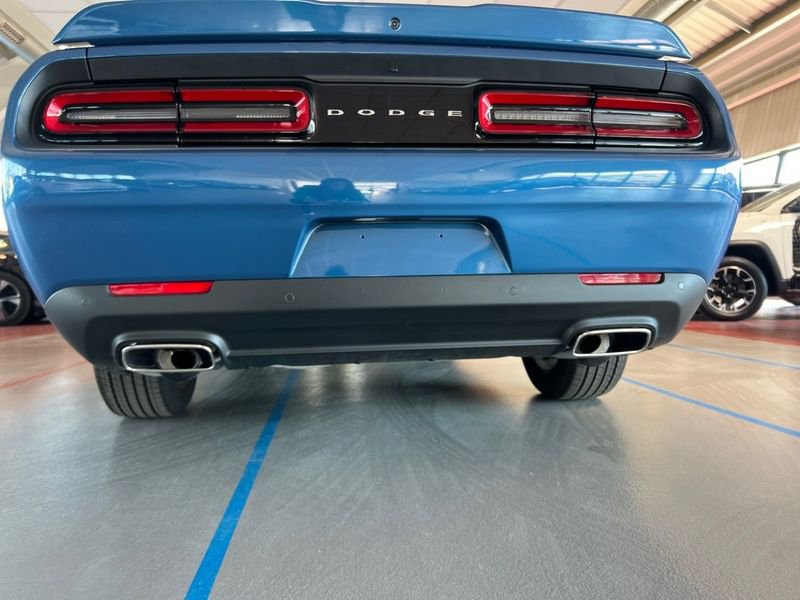 Dodge Challenger SXT