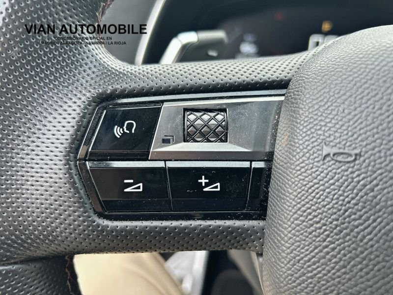 DS DS7 Crossback 1.2 PureTech 130cv Auto. Performance Line