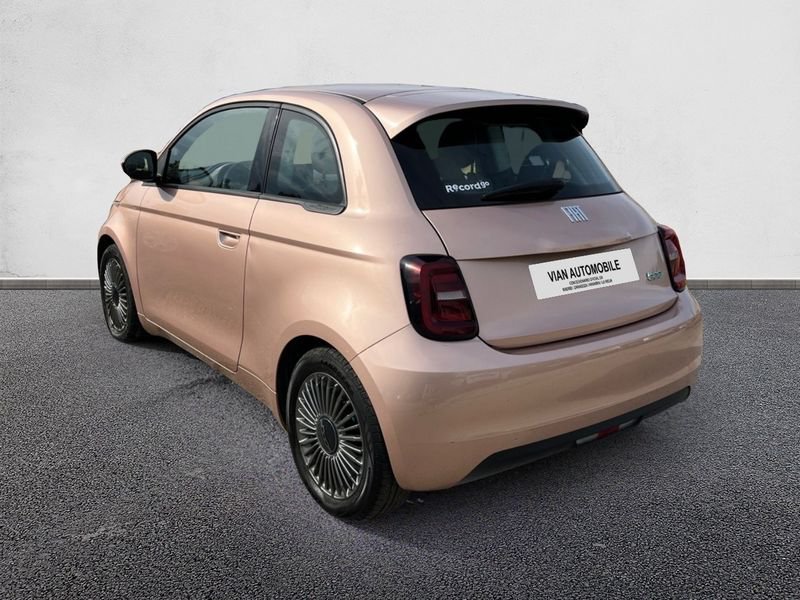 Fiat 500e 320km 118cv Auto. Icon
