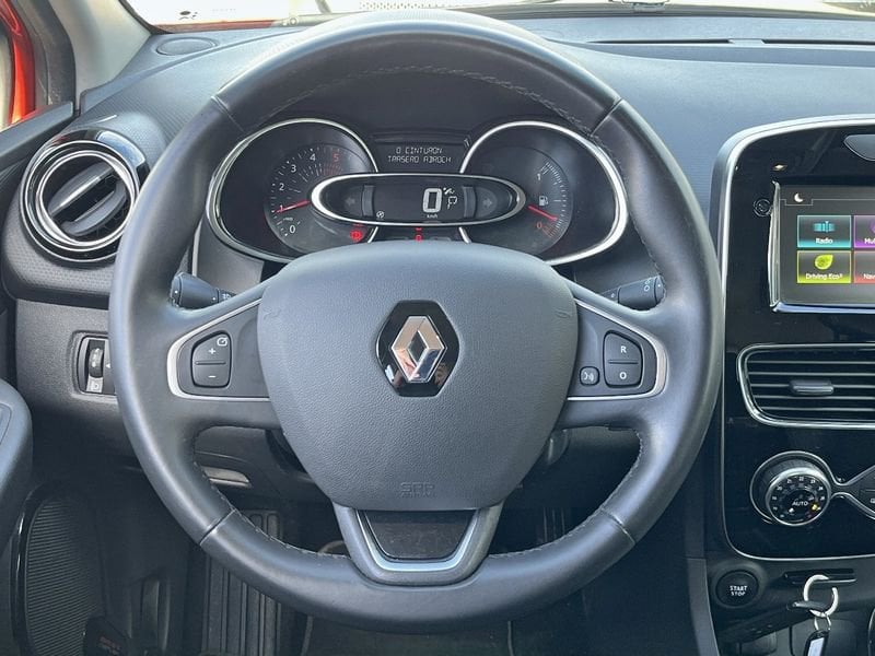 Renault Clio 1.5 dCi 90cv EDC Zen -18