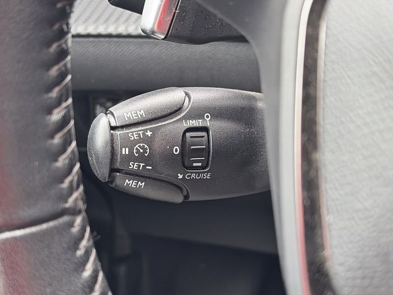Peugeot 208 1.2 PureTech 100cv Allure Pack