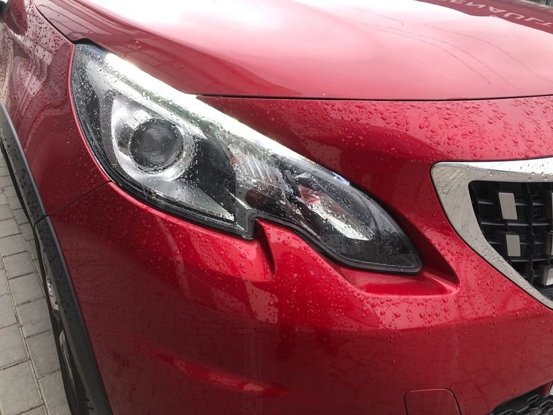 Peugeot 2008 1.6 BlueHDi 100cv Allure