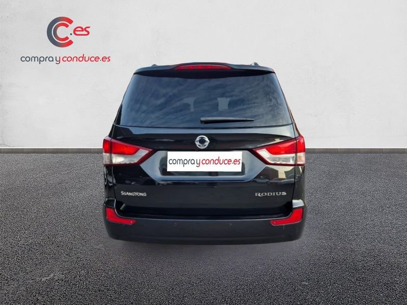 SsangYong Rodius D22T 178cv auto. Premium