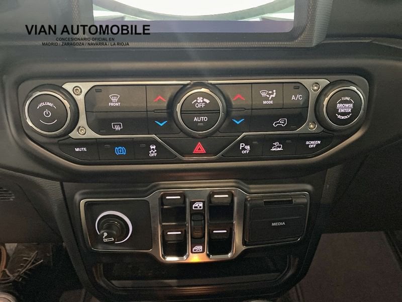 Jeep Wrangler 4xe 2.0 380CV 8ATX E6D Sahara