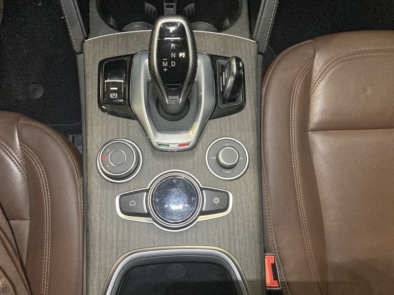 Alfa Romeo Stelvio 2.2 Diésel 210cv TI Q4
